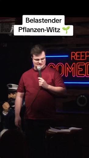 Eine humorvolle Ausführung über Vegetationserwerb im Reeperbahn Comedy Club #comedy