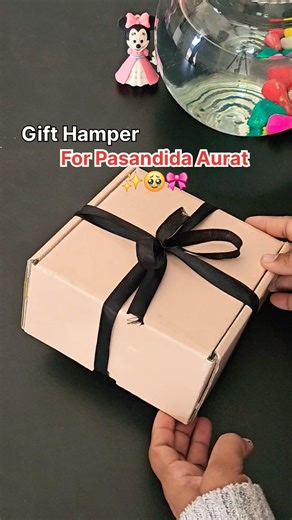 Gift hamper for your Pasandida Aurat 🎀 ✨️ #gifthamper #gift #giftideas #shorts