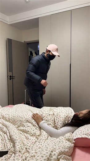 The Hilarious Daily Life of a Couples' Adventure