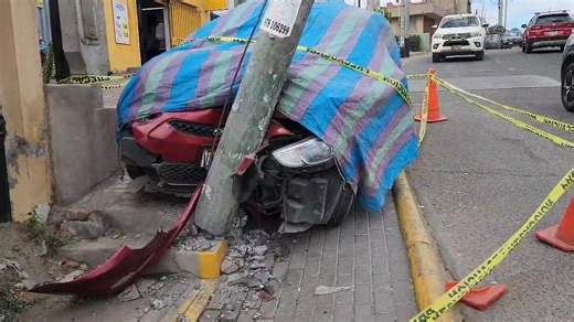 115K views · 425 reactions |  #Arequipa La base de concreto de un...