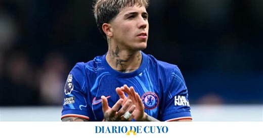 Enzo Fernández sorprendió al debutar como modelo: las fotos y el video de la campaña