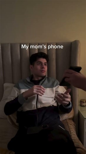 Issay behtar tou ammi ko torch dela dete 🤣🤣 #viral #funny