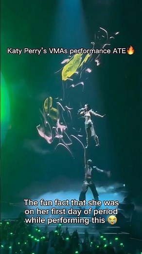 Katy Perry cooking and eating while performing in the VMA'S 😍 #katyperry #fypシ #youtube #shorts #fyp