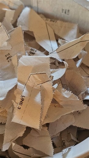 Quiltworx.com | I know this is a little late... since i created it and removed paper on Christmas day, but i had a lot of family things! We're getting... | Instagram