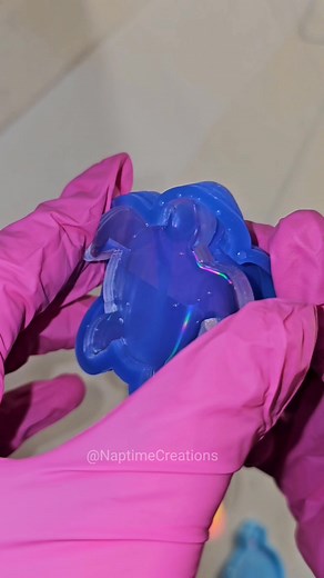 Resin turtle 🐢 #resin | Art by Tish