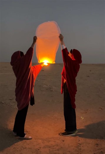 One more star in the sky ⭐️🎇🏮 @Ellie #skylantern #sky #lantern #light