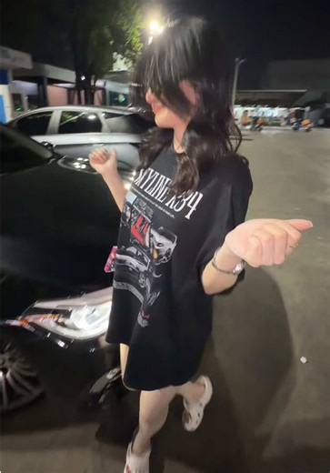 ฟ้า จิตรลดา: ความเปลี่ยนแปลงตัดผมและอดีต