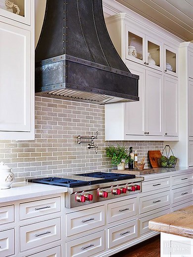 25 Kitchen Hood Ideas and Styles, from Modern Farmhouse to Eclectic