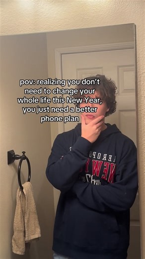 Switching to Helium Mobile is the only change you need this New Year 🙏 Switch to either our Air ($15/month) or Infinity Plan ($30/month) by January 9th and get $15 in Cloud Points using promo code SWITCH2026. #heliummobile #newyear #2026 | Helium Mobile