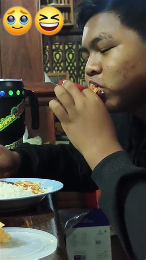 "สติมา ปัญญาเกิด" ขอให้ปีนี้เป็นปีแห่งการใช้สติในการแก้ปัญหา และใช้ปัญญาในการดำเนินชีวิต.. #ไฮไลท์ #สวัสดีปีใหม่ | Kridsana Sanghol