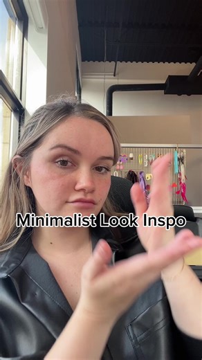 Get the look: Minimalist Makeup 💕 Products used: -Unify Multi-Pencil #1 -Empower Eyeliner in Purple Amethyst -Courage Cream Lip & Cheek in Elderberry -Horizon Lip Pencil in Sand -Power Brow Gel in Brown -Uplift Mascara Unsure which product to try out? Get these 7 essential items in our minimalist bundle! Shop: https://bit.ly/49qoJ8e | Cheekbone Beauty