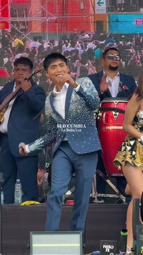 La Bella Luz: Cumbia Peruana En Vivo