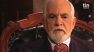 Augusta organiza una velada en su casa para que el nuevo soltero conozca a Matilde y onseguir que su hija se case con un hombre adinerado. 😡 #AmorReal | tlnovelas