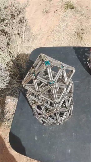 the first step to building a macro molecular standing wave, using wavicles..!