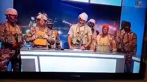 100K views · 4.8K reactions | Bénin/Coup d'État: le Comité militaire de la Refondation (CMR) annonce avoir renversé le régime de Patrice Talon. Ce groupe militaire, dirigé par le Lieutenant-colonel Pascal Tigri, a annoncé la dissolution de toutes les institutions républicaines. Restez connecté sur Nouvelles Afrique pour suivre l’évolution de la situation et souscrivez à www.nouvellesafrique.com | Nouvelles Afrique | Facebook