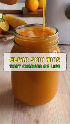 Healthy, glowing, acne-free skin isn’t out of reach 💚 It starts with small daily habits — simple, consistent, and sustainable. This veggie-based smoothie is packed with vitamins A, C, E and antioxidants ✨ It nourishes your skin from within, helps calm inflammation, reduce breakouts, and boost a natural glow. Drink it regularly and you’ll notice your skin “shift moods” in the best way 🌿 Beautiful skin doesn’t need to be complicated — just the right habits, done consistently. 👉 Save this for yo