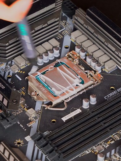 Perfect squeeze of thermal paste xD #deepcool #pcsetup #pcgaming #thermalpaste #techtok #techtoktips #pcmr #meme #fyp #fypシ