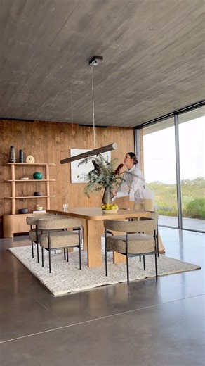 The Blossom House 🌿 Meet DANBURY and ARCADE, the perfect combo for your dining room 🤍 Sign up to our newsletter to get -10% off your first order ✨ | NV Gallery