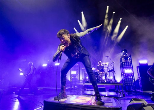 AFI Serves Up Live Debuts & More on Fall 2025 Tour