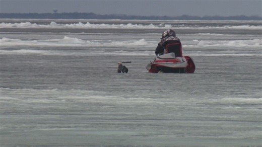 Door County ice conditions on the waters of Green Bay