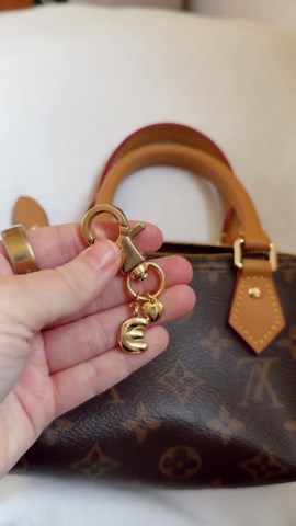 Personalized Initial Keychain/ Gold Letter Keychain/ Bubble Letters/ Bag Charm/ Cute Keychain/ Cute Car Accessories/car Charms/gifts for Her - Etsy