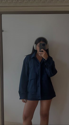 Sara Orrego | Navy set 🫐 @alo | Instagram