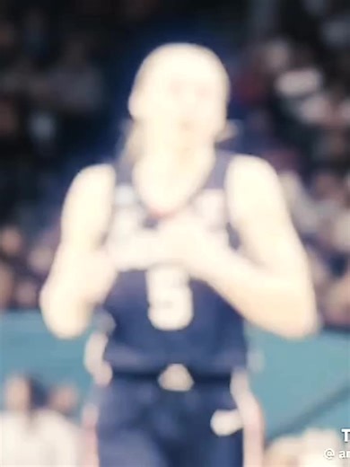 @Paige Bueckers #paigebueckers #paigebueckersedit #fyppppppppppppppppppppppp