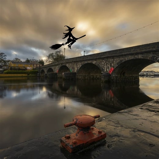 10K views · 121 reactions | Oíche Shamhna Shona duit!  Ghosts, ghouls, and gorgeous views… This Halloween, there’s magic in the Leitrim air! Happy Halloween from all of us at Leitrim Tourism! 李 Ireland's Hidden Heartlands Discover Ireland | Leitrim Tourism | Facebook