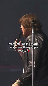 James Arthur Train Wreck Live: Emotional Crowd Moment