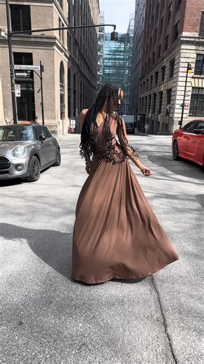 She’s walking the city like a runway. Which look would stop you in your tracks? 🚦 | Ever-Pretty.com