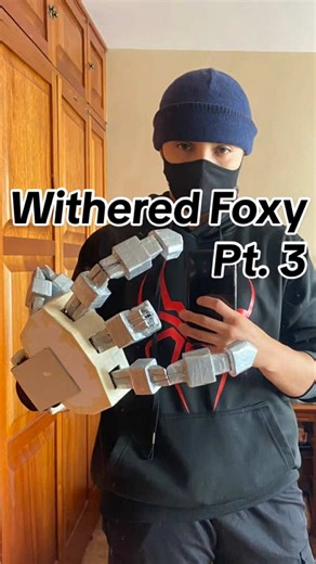FNAF Cosplay Costume Tutorial: Withered Foxy Transformation