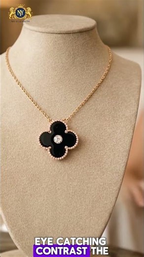 VAN CLEEF VINTAGE ALHAMBRA ONYX DIAMOND NECKLACE 750