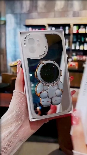 Cool astronaut phone case#foryou #iphone13 #phonecover #phonecaseidea #astronaut