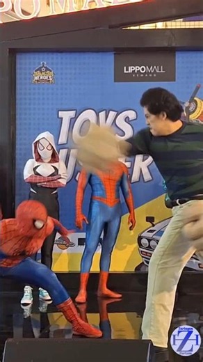 Peter B. Parker Spider-Man Earth-616B VS Sandman Cosplay