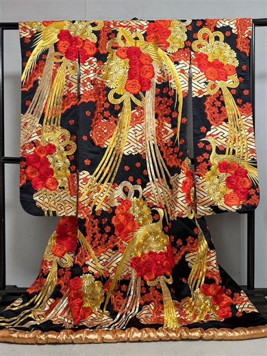 Vintage Black Silk Uchikake Kimono – Peacock & Floral Embroidery Japanese Bridal Robe Wedding Kimono – One of a Kind – Made in Japan - Etsy Australia