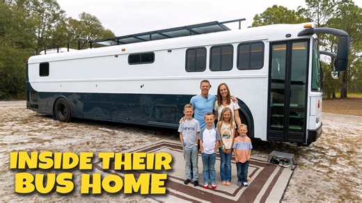 I live off-grid with my kids in a skoolie!