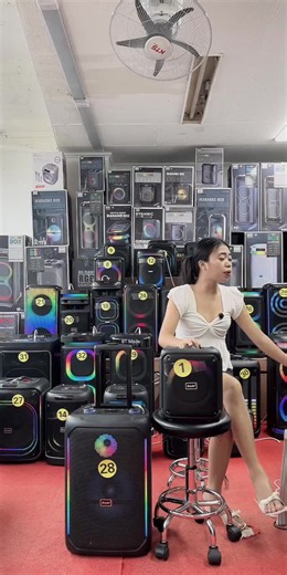 Brodu loudspeaker big sale. 18% discount during live stream.