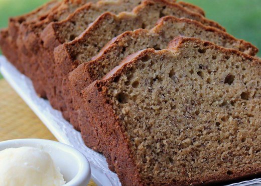 6 Little Mistakes That Could Ruin Your Banana Bread