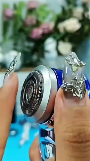Mini Electric Shaver for Smooth Hair Removal