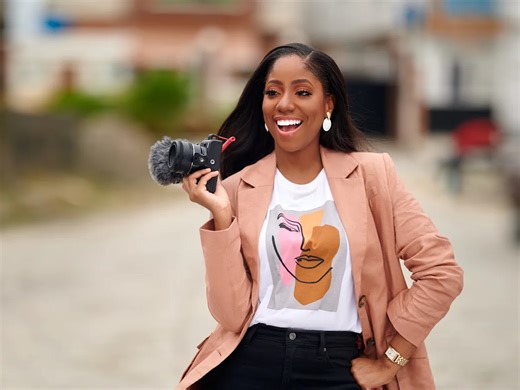 Full-time content creators share the 2-step process anyone can use to start making money online