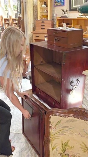 A 100-Year-Old Chinese Cabinet You'll Want in Every Room