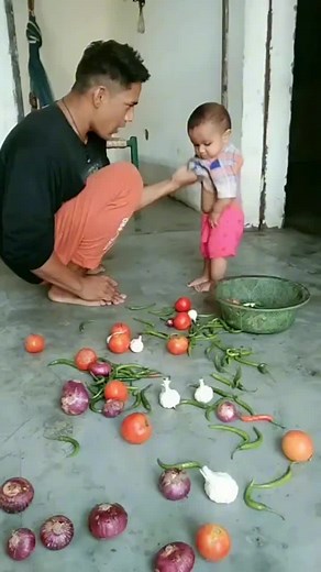Vegetable Sorting with Toddler: Learning Together