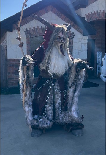 #monsters #cosplay #artist #2025 #krampus #hooves #tiktokisback #horns #masterpiece #spooky @BookofCebia❤️ great cam work babe!