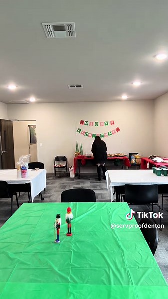 Merry Christmas & Holiday Party Decorations