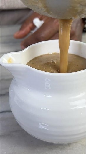The Healthiest Vegan Gravy!