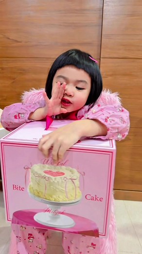 พูดคล่องแบบนี้ค่อยคุ้มค่าของเล่นหน่อย 🎂 #อัญญา