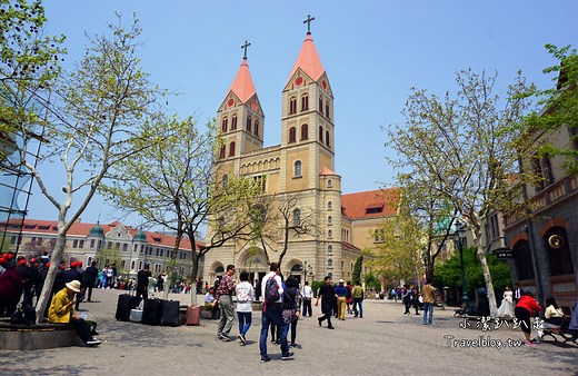 中國山東省、青島市》這個視角眺望小歐洲感的青島美爆啦!青島一日遊必玩景點推薦:信號山公園 .迎賓館.青島天主教堂 - 小潔趴趴走旅遊札記