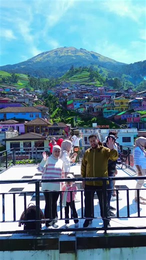 @nepal Van java #nepal Van Java pas cerah cerahnya bolo,mening parahhhhh,agendakan yok sebelum puasa dokumentasi by @dolantenan #magelang #nepalvanjava_magelang #nepalvanjava #wisatajateng #wisatajogja #wisatamagelang #liburan #wisataalam #liburanseru