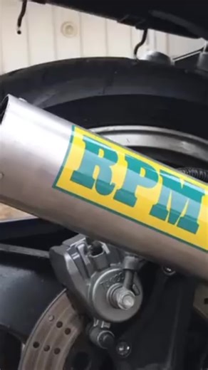 本当いい音〜耳が幸せ🫶🏻#kawasaki #rpm #zrx400 #バイク女子 #バイク好きと繋がりたい #p管 #マフラー音