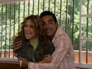 21K views · 144 reactions | Leticia visita a Catalina en la cárcel en donde le informa de la muerte de su hijo y de Javier Loyola. Enrique hace que un padre lo case a la fuerza con Perla, es ahí donde confiesa haber matado a su propio padre y haber estado a punto de violarla.Entra a #ViX aquí: https://bit.ly/44ppo6x y disfruta de Las vías del amor. | Las Estrellas | Facebook